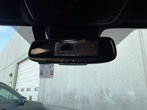 2026 Toyota Sienna Woodland Edition