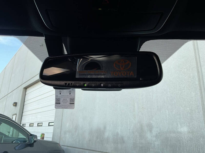 2026 Toyota Sienna Woodland Edition