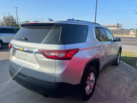 2018 Chevrolet Traverse LT Cloth