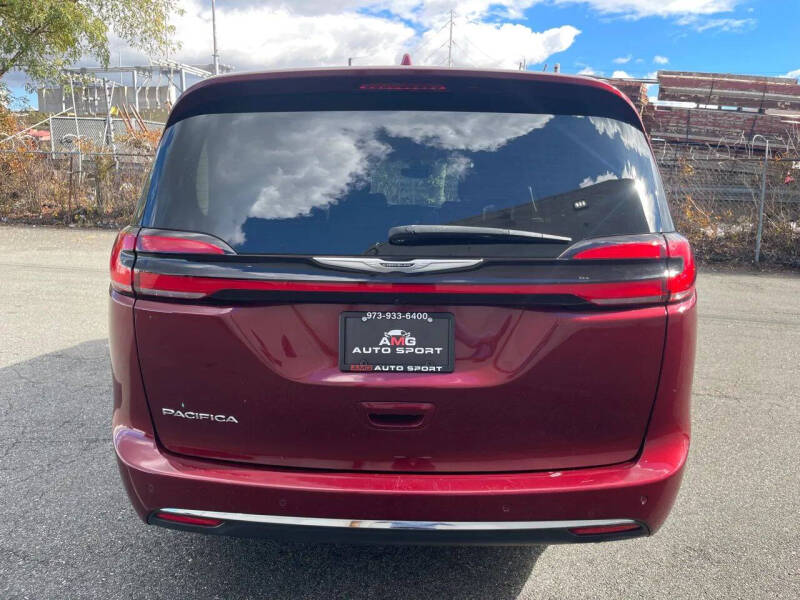 2021 Chrysler Pacifica Touring