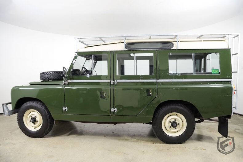 1961 Land Rover Series II 109