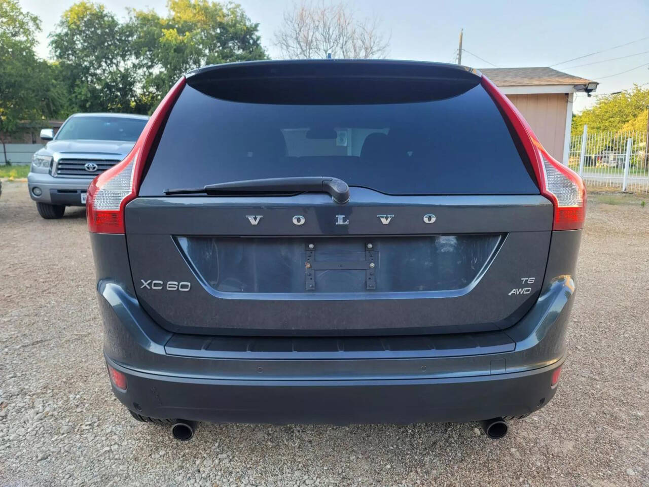 2010 Volvo XC60 for sale at AUTHE VENTURES AUTO in Red Oak, TX