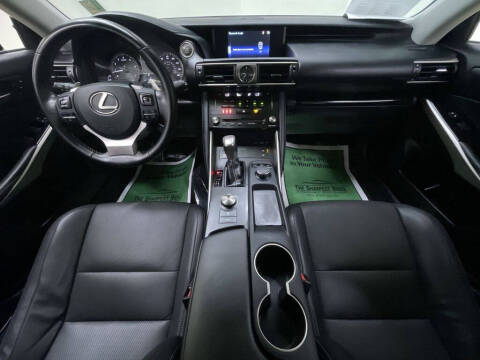 2018 Lexus IS 300