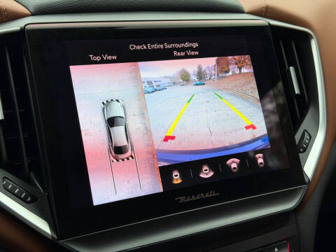 2022 Maserati Ghibli Modena Q4