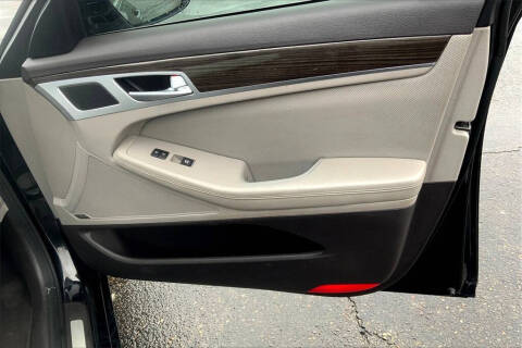 2015 Hyundai Genesis