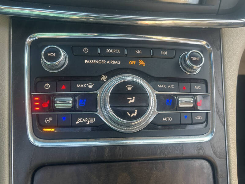 2017 Lincoln Continental Reserve