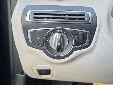 2017 Mercedes-Benz C-Class C 300