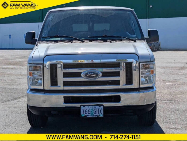 2013 Ford E-Series E-350 SD XLT