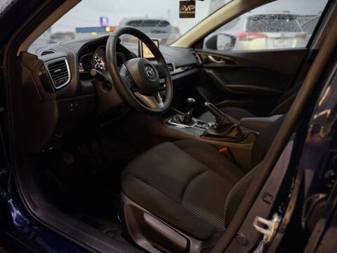 2015 Mazda MAZDA3 i Touring