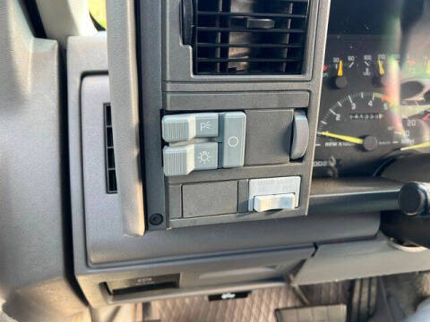 1993 GMC Suburban K2500