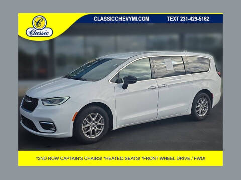 2024 Chrysler Pacifica Touring L