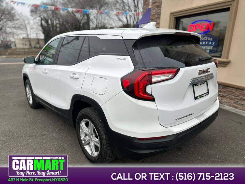 2024 GMC Terrain SLE