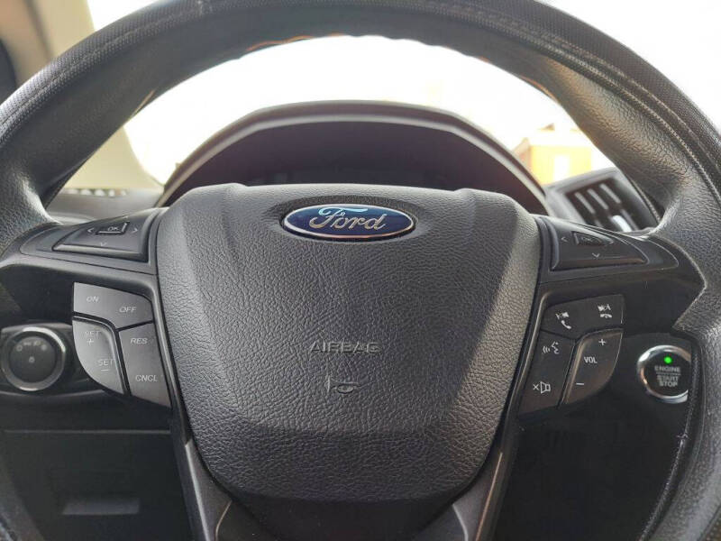 2015 Ford Edge SE