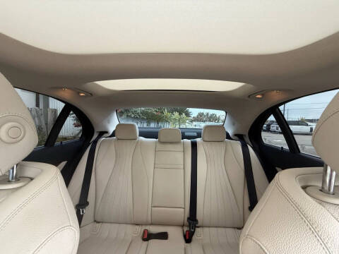 2018 Mercedes-Benz E-Class E 300