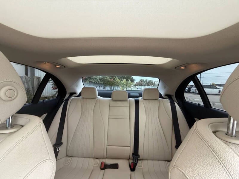 2018 Mercedes-Benz E-Class E 300