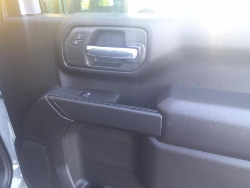 2025 GMC Sierra 2500HD Pro