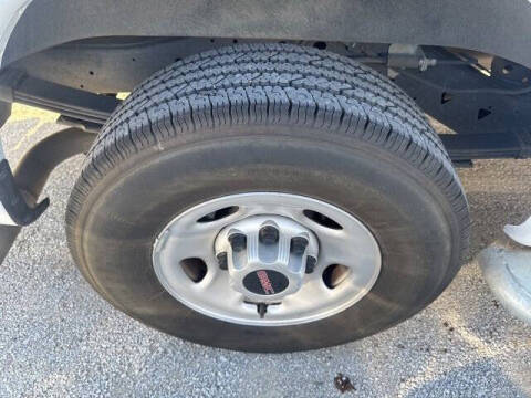 2024 GMC Savana 2500