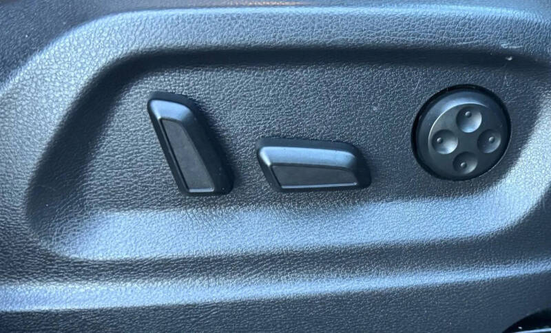 2012 Audi Q5 2.0T quattro Premium Plus