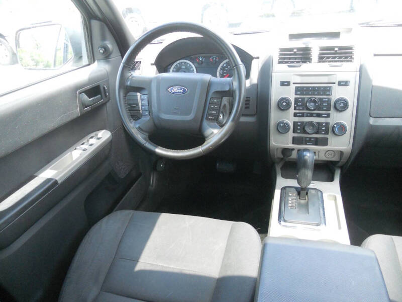 2011 Ford Escape XLT