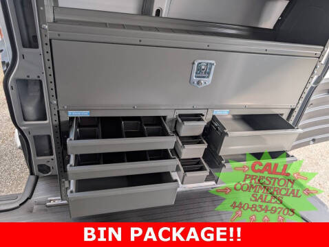 2025 Chevrolet Express 2500