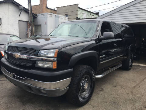 2004 Chevrolet Silverado 2500HD for sale at Jeff Auto Sales INC in Chicago IL