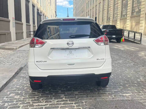 2016 Nissan Rogue SL