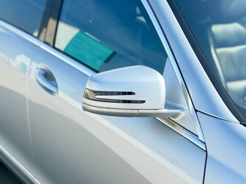 2011 Mercedes-Benz S-Class S 550