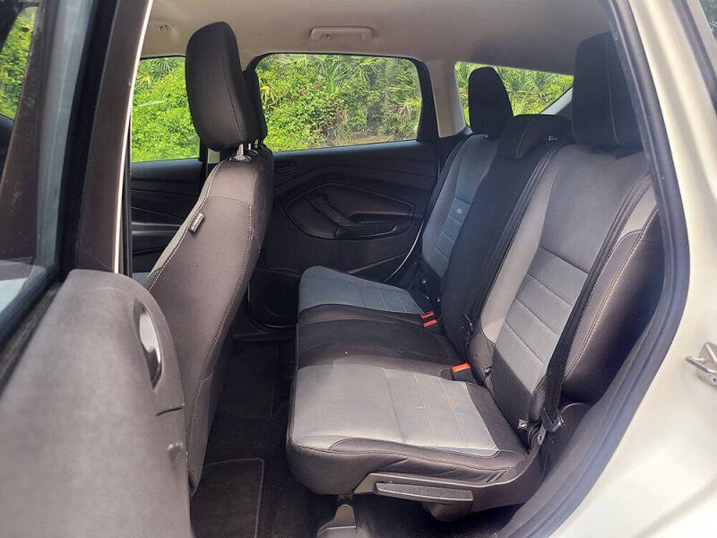 2019 Ford Escape S