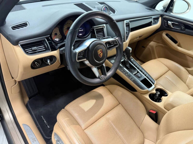 2018 Porsche Macan S