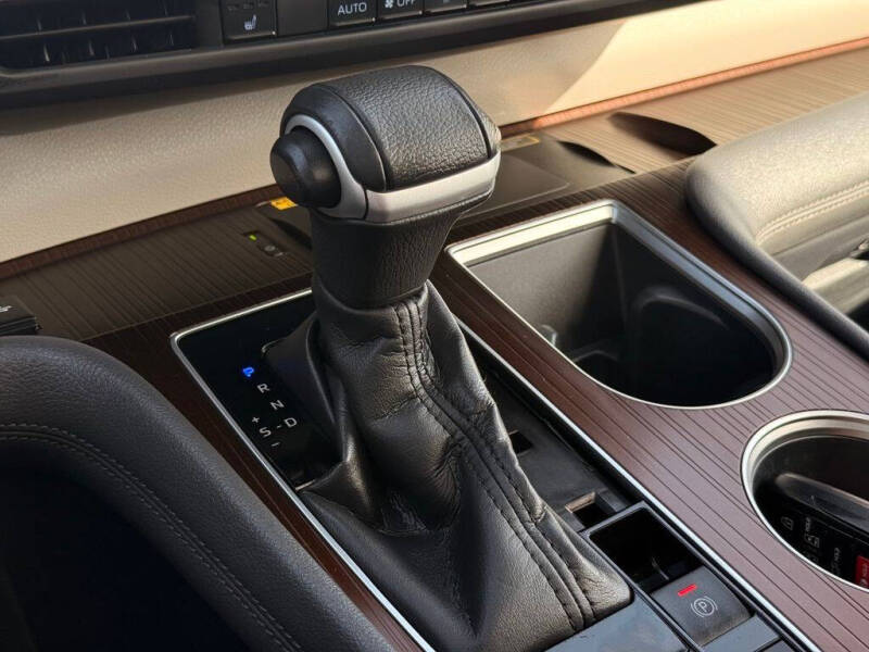 2022 Toyota Sienna XLE 7-Passenger