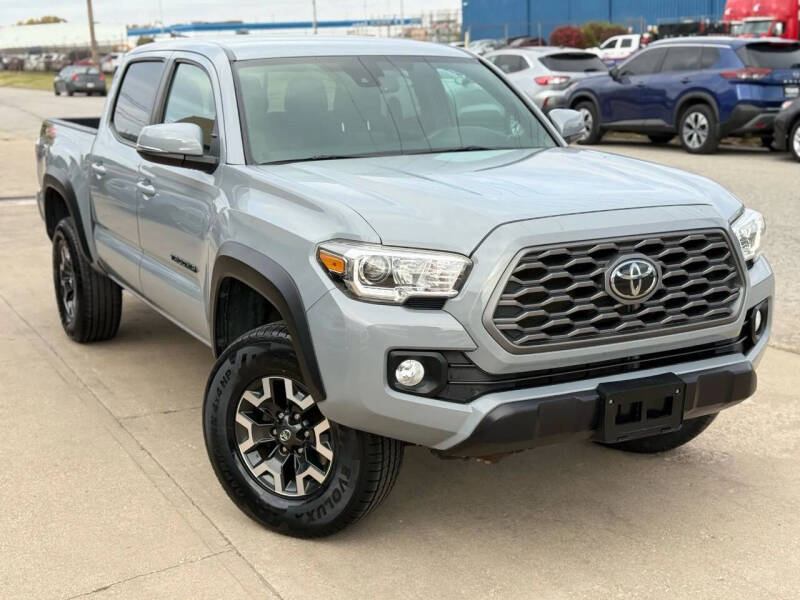 2021 Toyota Tacoma TRD Off Road's photo