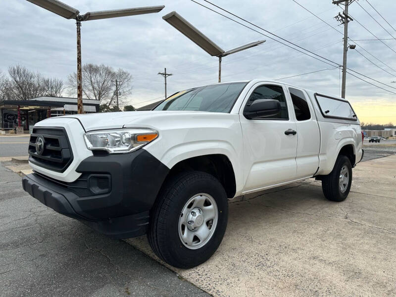 2020 Toyota Tacoma SR photo 7