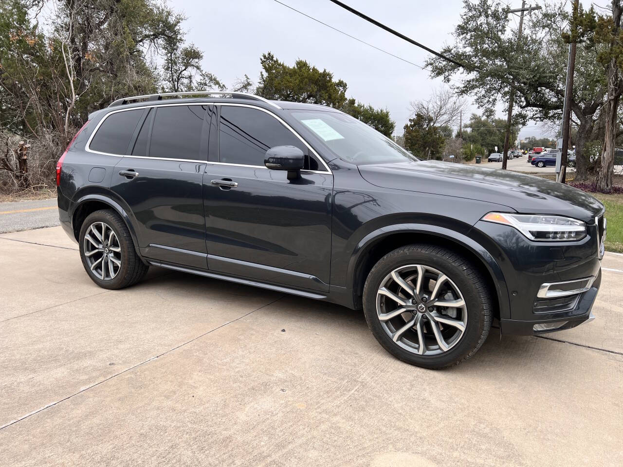 Used Car 2017 Volvo Xc90  T6 Momentum Awd 4dr Suv For Sale Under $15,000 In Austin, Texas