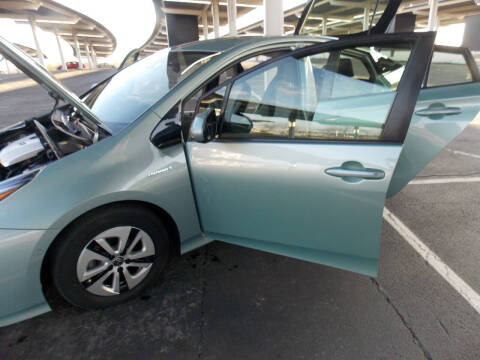 2017 Toyota Prius Three