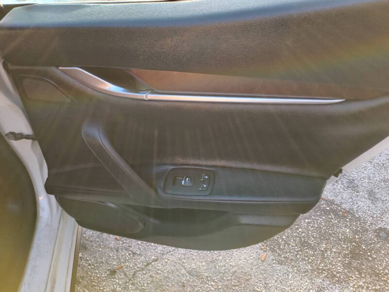 2017 Maserati Ghibli