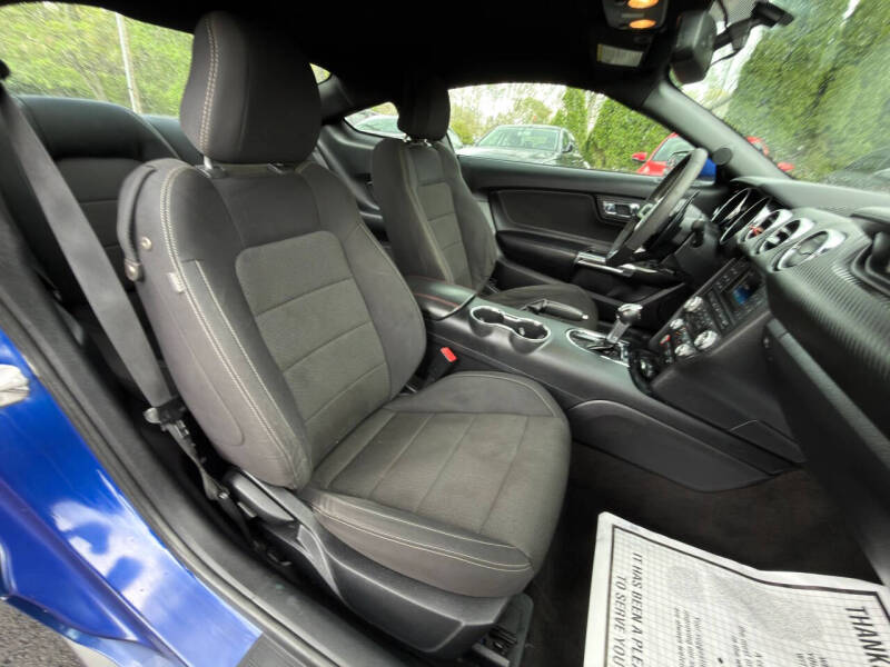 2016 Ford Mustang V6