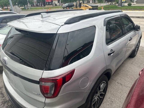 2016 Ford Explorer Sport