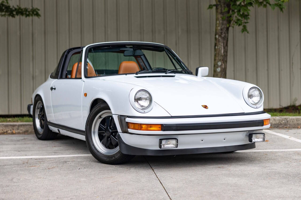 1977 Porsche 911 10