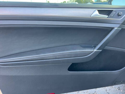 2015 Volkswagen Golf TSI S