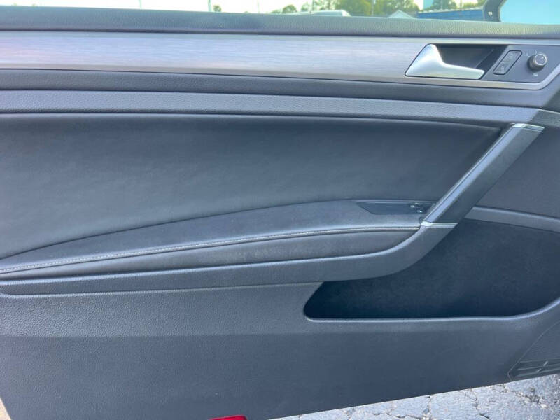 2015 Volkswagen Golf TSI S