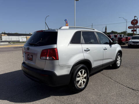 2011 Kia Sorento LX