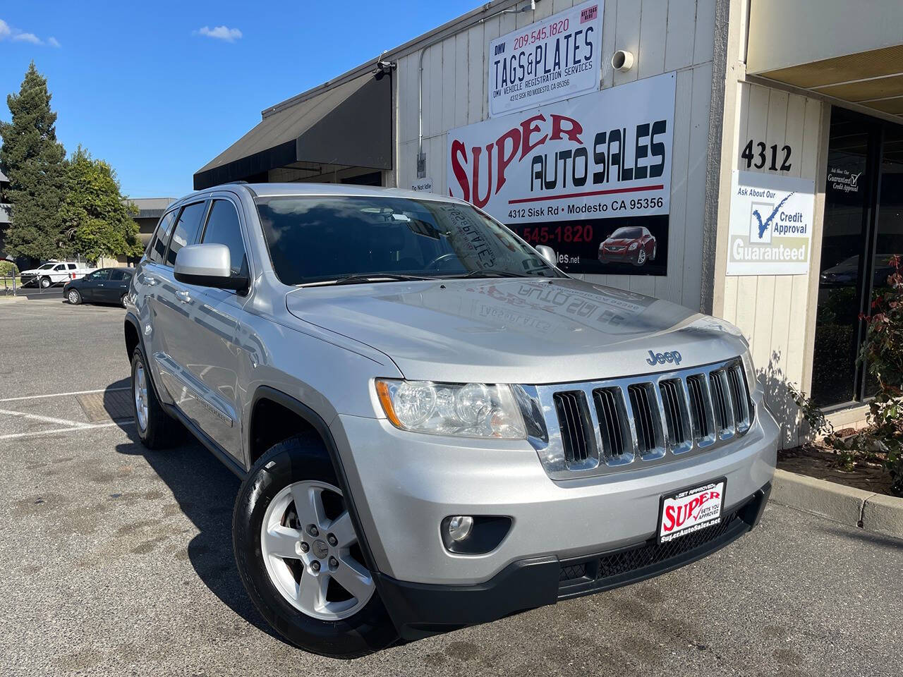 2012 Jeep Grand Cherokee for sale at Super Auto Sales Modesto in Modesto, CA