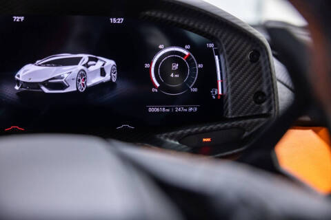 2025 Lamborghini Revuelto