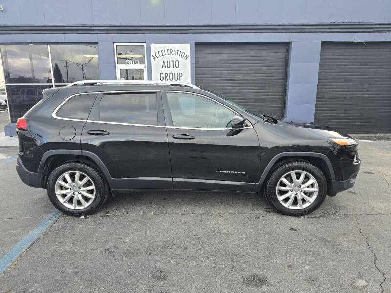 Jeep Cherokee's photo