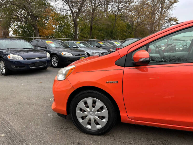 2013 Toyota Prius c