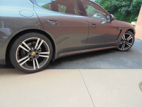 2015 Porsche Panamera 4