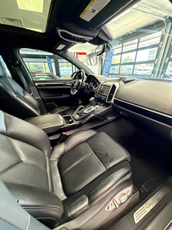 2016 Porsche Cayenne