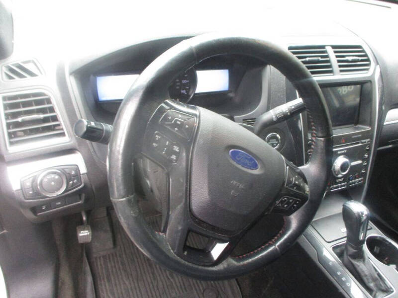 2018 Ford Explorer Sport