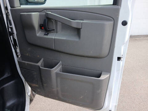 2017 Chevrolet Express 2500