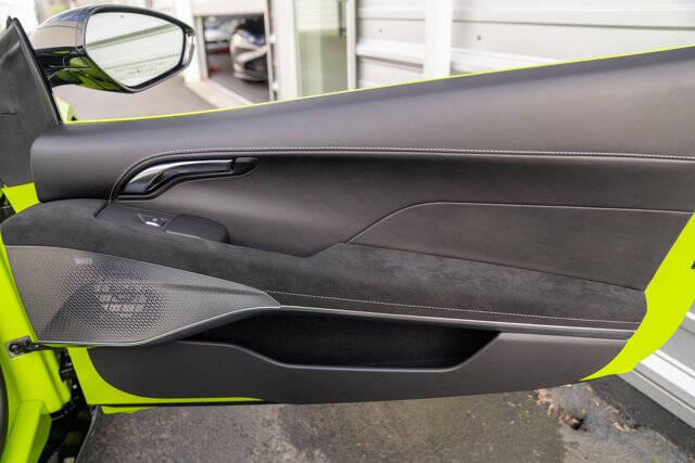 2025 Lotus Emira 34